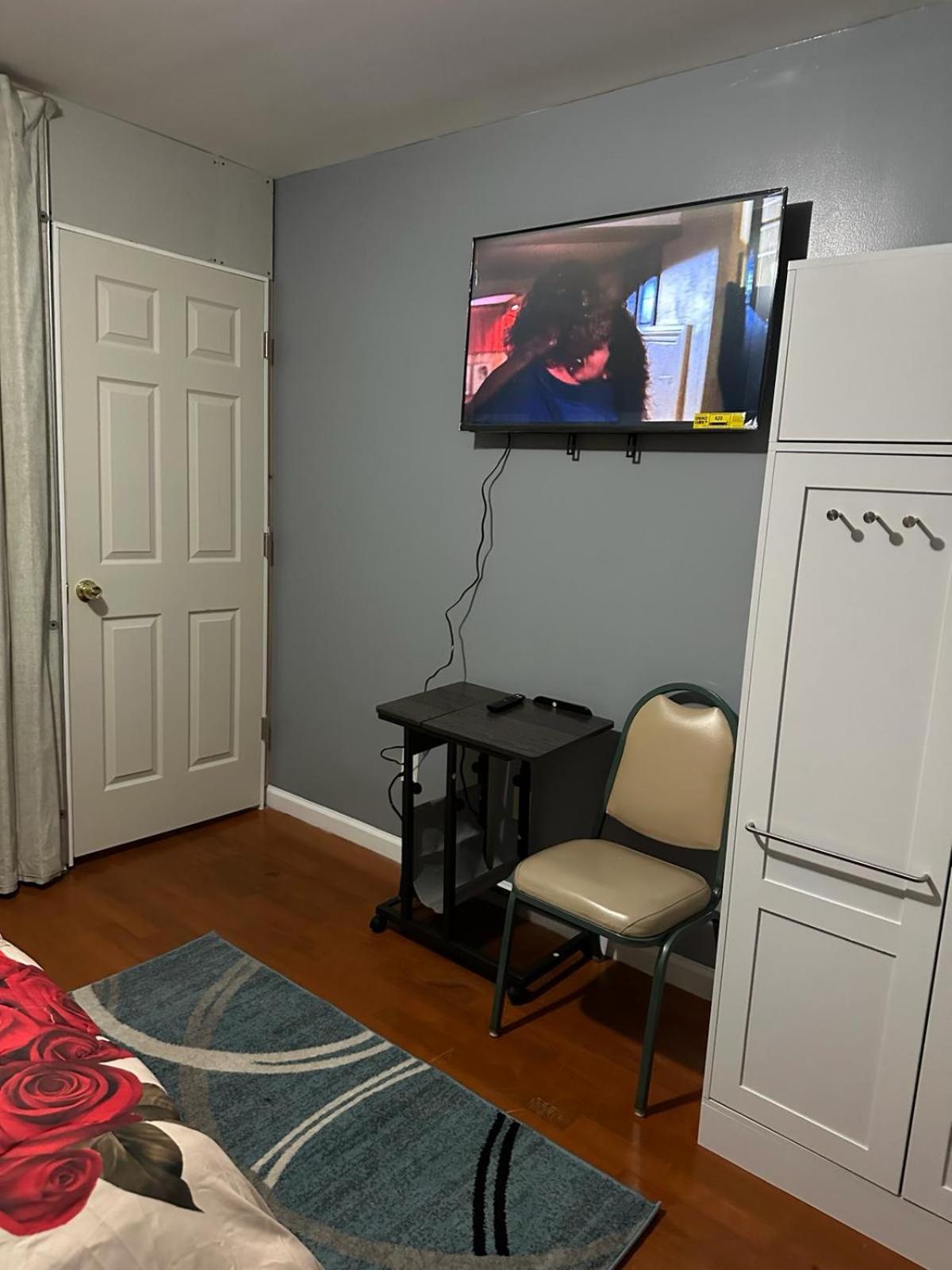 Divine Guest House Room D. 6Mins Near Ewr Newark Airport, 4Mins To Penn Station / Prudential 객실 사진